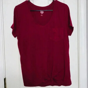 ✅Burgundy Short Sleeve Tee🌟